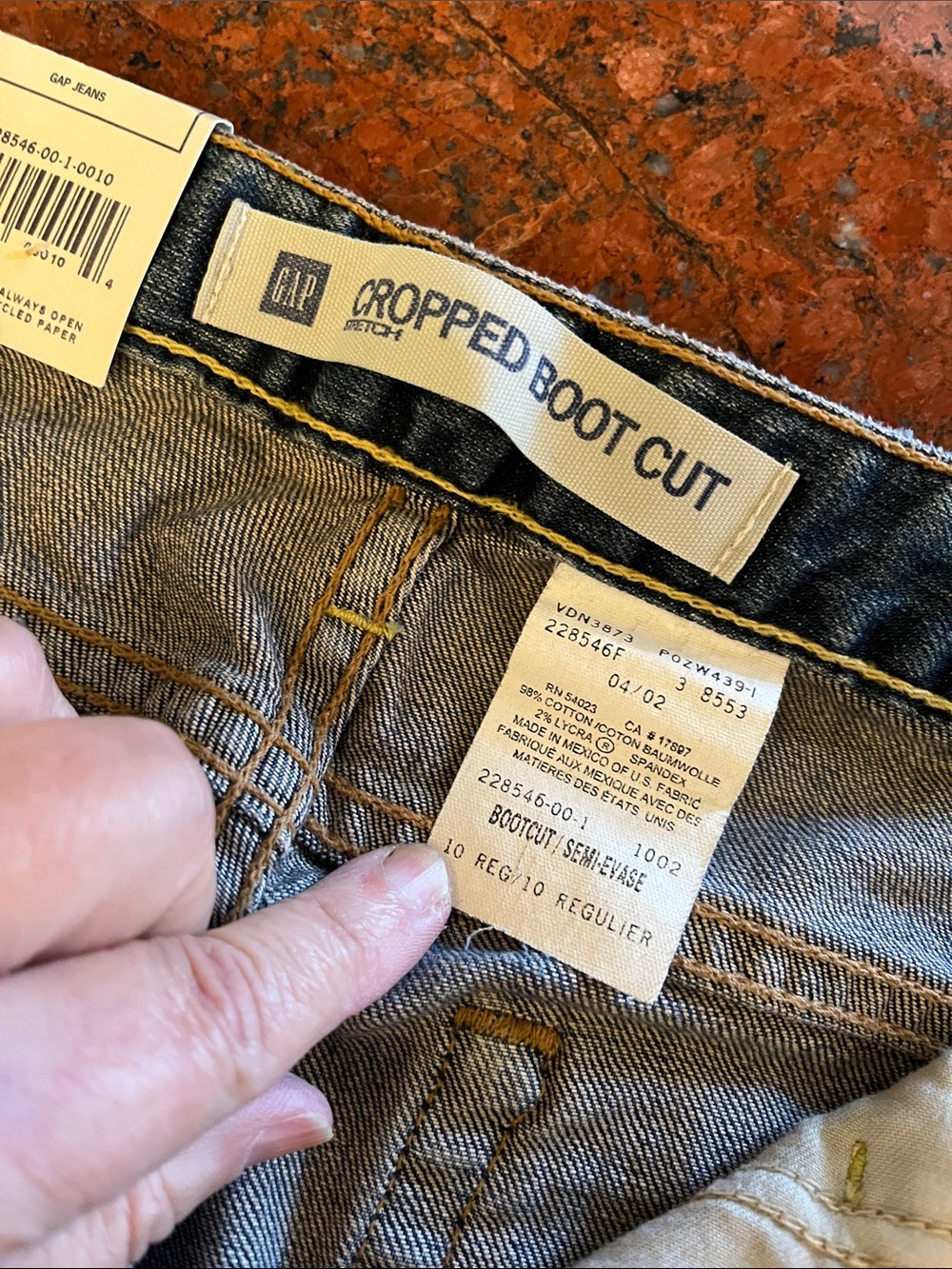 GAP Women’s Cropped Bootcut NWT Jeans 10 Orig $44 - Picture 9 of 14